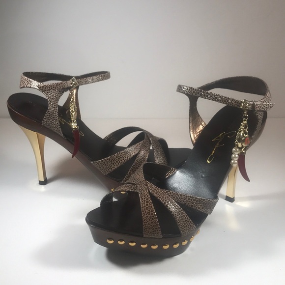 Report Signature - Picture 6 of 12